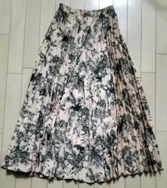 ROSIEE ロージー　スカート