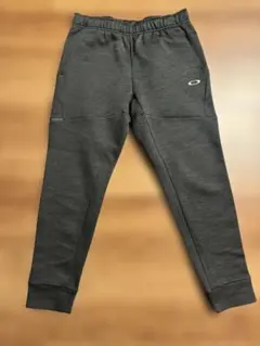 OAKLEY ジョガーパンツ　ダークグレー　Lサイズ　オークリー