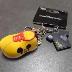 東京ディズニーリゾート　ミッキーマウス　キーチェーン　キーホルダー　スニーカー