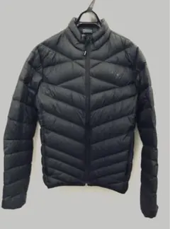 【美品】PUMA 中綿ダウン　ブラック