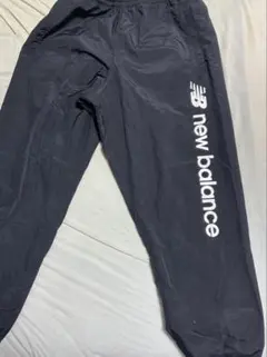 new balance ウィンドブレーカー　ズボン