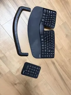 中古品　Microsoft Sculpt Ergonomic Keyboard