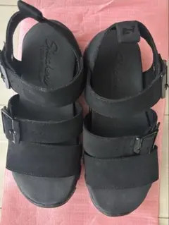 SKECHERS YOGA FOAM スポーツサンダル ブラック　23㎝のサムネイル
