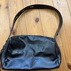 AUNTIE Rosa HOLIDAY ショルダーバッグ ブラック