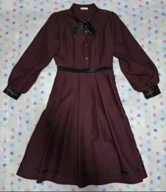 axes femme タイ付きワンピース