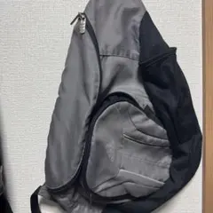 adidas ボディバッグ ワンショルダー グレー ブラック