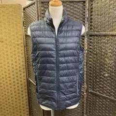 290-1 UNIQLOウルトラライトダウンベスト ネイビー Sサイズ