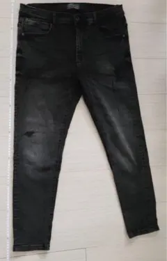 ZARA MAN☆ザラ　ブラックダメージデニム