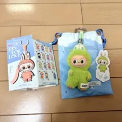 ラブブ　Labubu イニシャル　キーホルダー　[V]