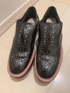ZARA ザラ　スタッズ　厚底　エナメルローファー