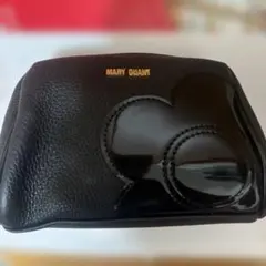 MARY QUANT 黒いポーチ