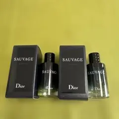Dior SAUVAGE オードゥ トワレ 10ml 2本セットのサムネイル