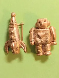 【値下げ不可】ロボット&ロケット ブローチ2個セット　バッジ