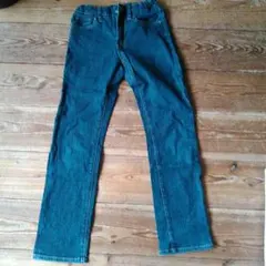 【値下げ】ユニクロ　ジーンズ　140cm