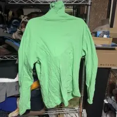 グリーン タートルネック 長袖カットソー