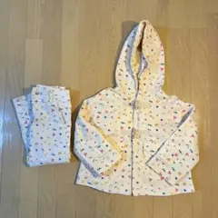 フード付きジャケットとデニム　セットアップ