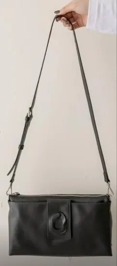イア パピヨネ ショルダーバッグ ブラック ドット柄ストラップ - メルカリ