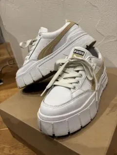 PUMA プラットフォームスニーカー ホワイト/ベージュ 23.5cm