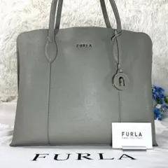 【美品】フルラ ヴィットリア トートバッグ レザー 肩掛け 灰 A4可 チャーム