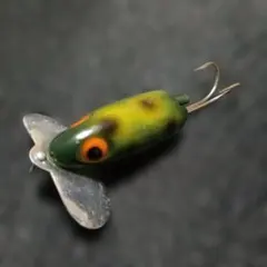 カエル型トップウォーター用ルアーのサムネイル