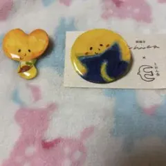 絵描きchicaさん　バッチ2個