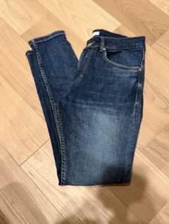 Item thumbnail for item dc7e94a1-d89f-4f20-ad0f-efb070512698