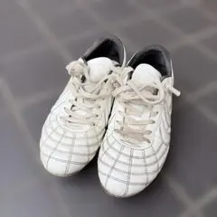 バ*ー様 YASUDA サッカースパイク ホワイトのサムネイル