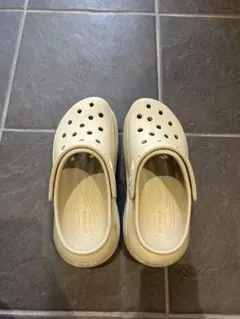 crocs】クロックス クラッシュクロッグ 厚底23cm【M5 W7】ベージュ