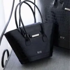 2025年最新】riuショルダーバッグの人気アイテム - メルカリ