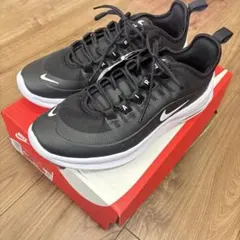 新品NIKE AIR MAX AXIS ナイキエアマックス 24cm ランニングのサムネイル