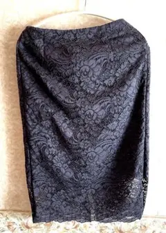 GU Sサイズ紺色　レース タイトスカート ひざ丈