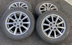 未使用に近い 引取歓迎岐阜 冬タイヤ TOYO 185/60R15 シエンタ 未使用に近い 手渡し歓迎岐阜 冬タイヤ TOYO 185/60R15 シエンタ