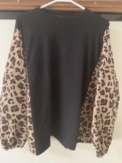 BLACK QUEEN ヒョウ柄袖 長袖Tシャツ