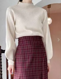 未使用　イング　ボトルネックリブニット　⑥