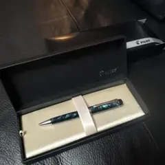 Item thumbnail for item 8b27ce40-30b4-4174-b0d3-b4f238a5feea