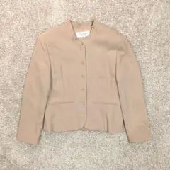 オフィスカジュアル ノーカラージャケット ベージュ S 日本製 アウター