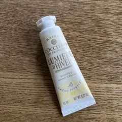 s*n様 ロクシタンルミエール ディヴェール ホイップハンドクリーム　数量限定