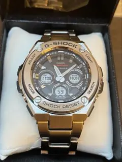 【未使用に近い極美品】G-SHOCK GST-W310D 1AJF 電波ソーラーのサムネイル