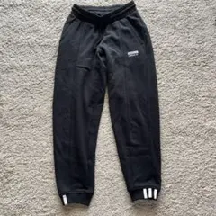 adidas 黒 ジャージパンツ　美品