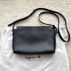 agnès b. ブラックショルダーバッグ