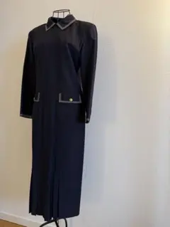 CHANEL ネイビー 長袖 ひざ丈ワンピース 金ボタン 38 dress - メルカリ