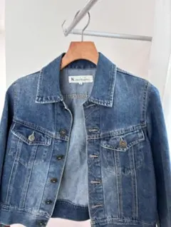 Item thumbnail for item c6eb94d4-8b0c-457f-bd47-1f79256c7b7f