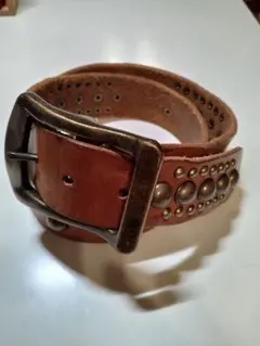ブラウンレザースタッズベルト