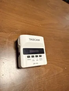 TASCAM MP3ミュージック ＆ ボイストレーナー MP-VT1 と 電源 - メルカリ