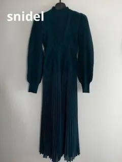 snidel ダークグリーン リブ編み プリーツ ワンピース