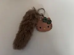 ハローキティ ファーチャーム キーホルダー　日焼けキティのサムネイル