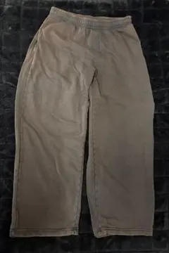 GUブラウン スウェットパンツ