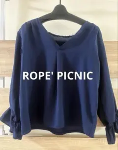 ROPE' PICNIC ネイビー Vネック 7分袖ブラウス 袖口リボン付き