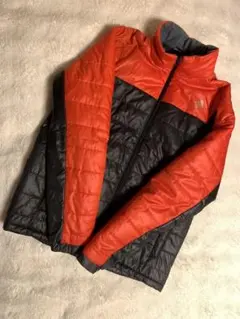 【adidas】 レッド/黒ブラック　中綿ジャケット