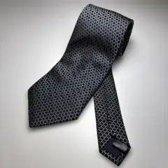 【おまとめご購入の場合2割り引き】 黒と白のドット模様ネクタイ